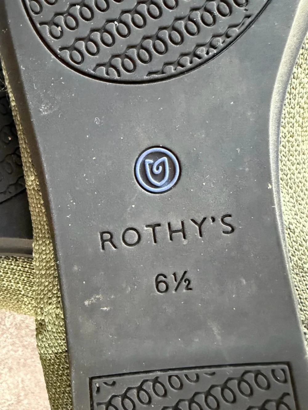 Rothy's loafer olive green Camouflage Slip-On Shoes flats knit washable Size 6.5